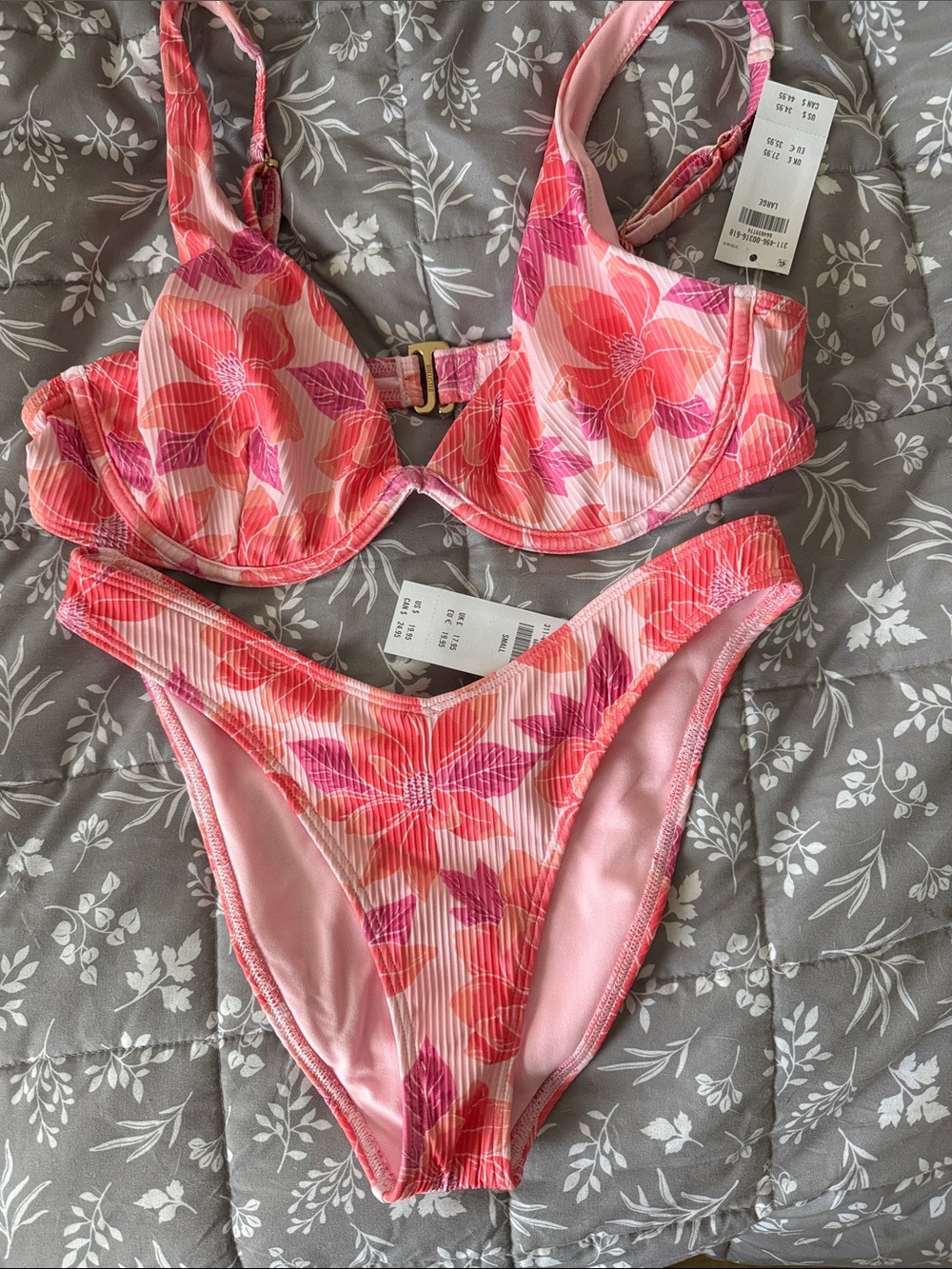 Hollister Pink Floral Underwire Bikini Set